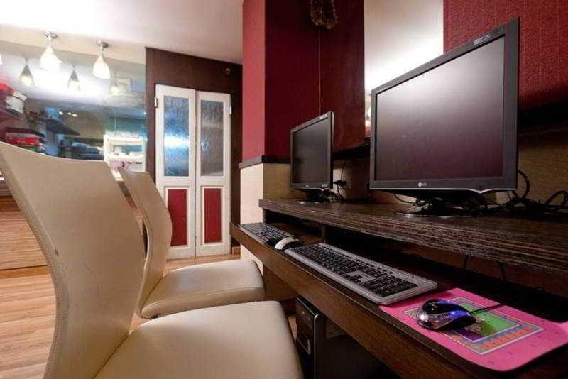 Hotel Arawana Express Phromphong Bangkok Einrichtungen foto