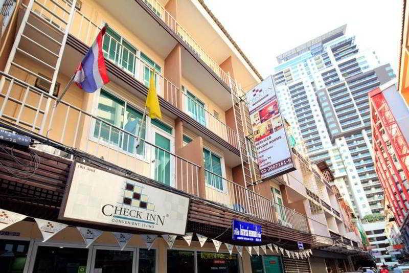 Hotel Arawana Express Phromphong Bangkok Exterior foto